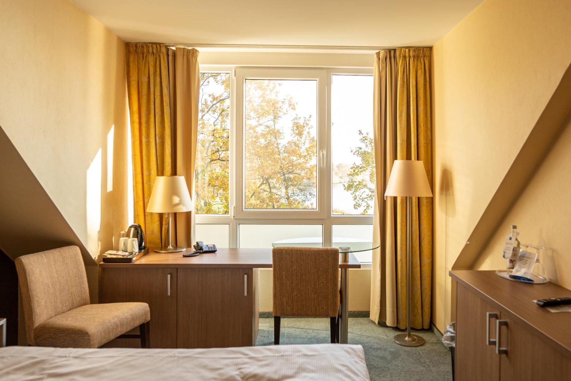 Hotel Seeblick Thülsfeld エクステリア 写真